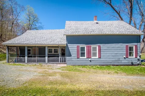 28 Water Street Lancaster NH 03584