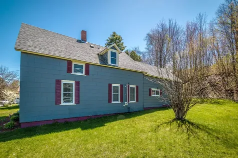 28 Water Street Lancaster NH 03584