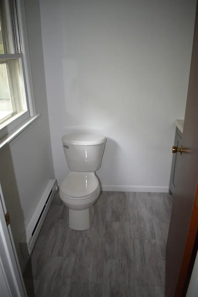 10 Easthill Drive Hudson NH 03051