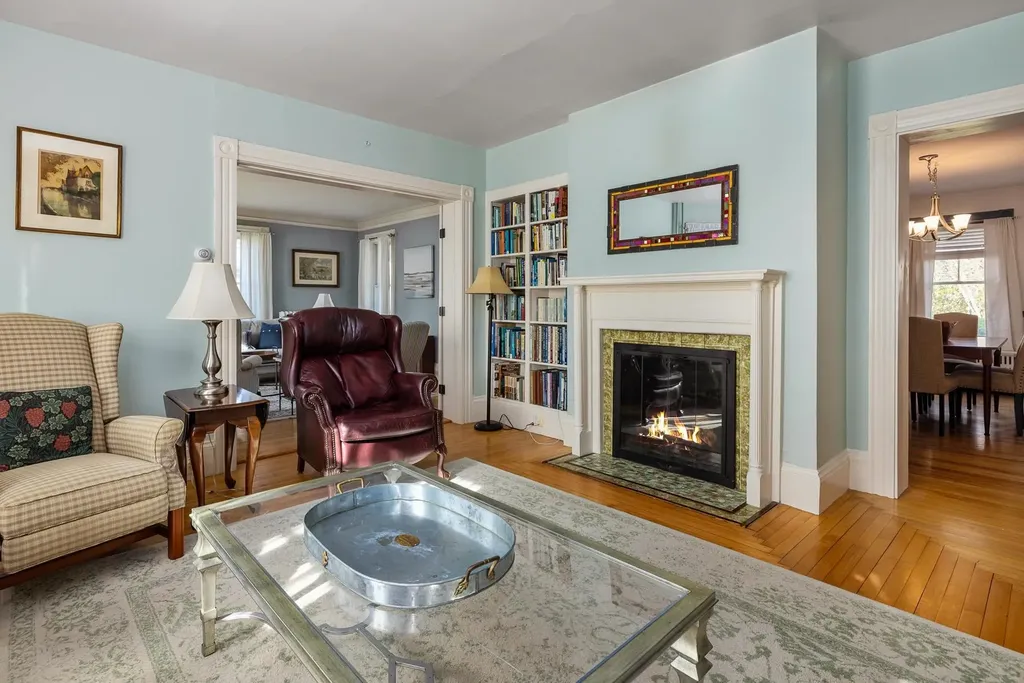 190 Atlantic Avenue North Hampton NH 03862