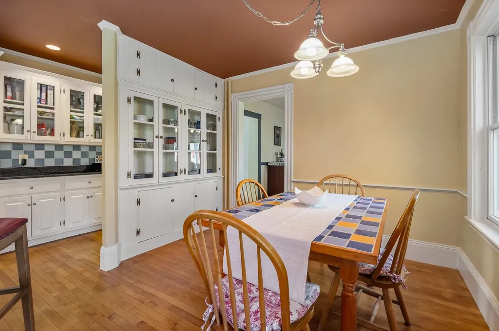 190 Atlantic Avenue North Hampton NH 03862