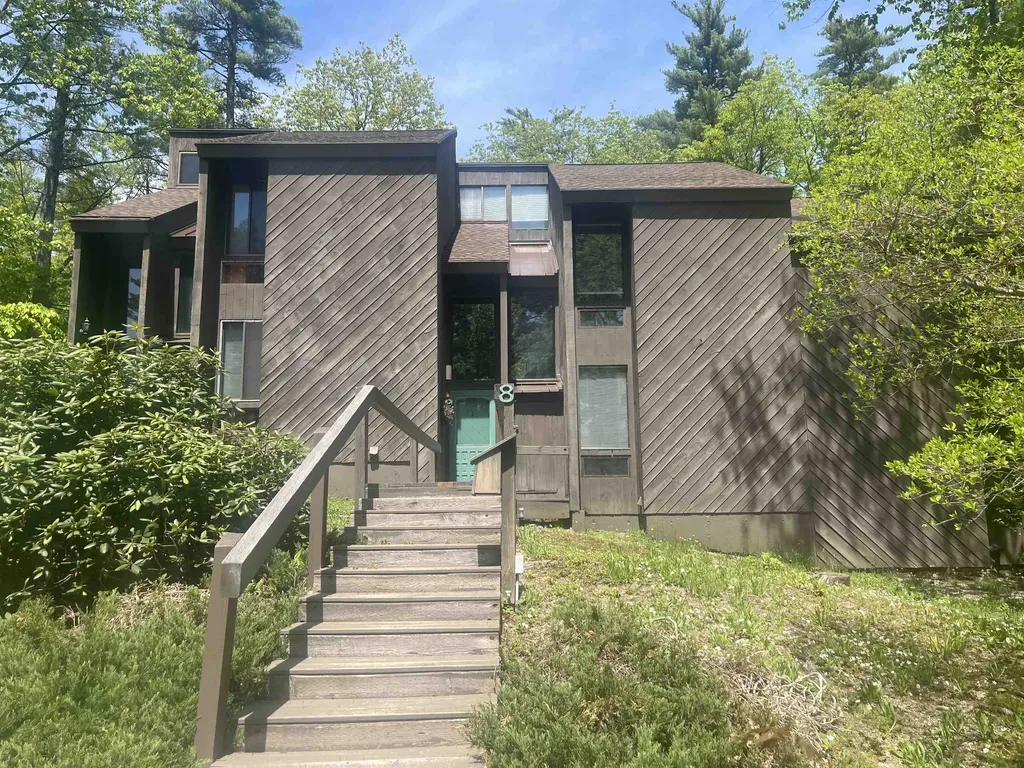 8 Tennis Road Extension Conway NH 03860
