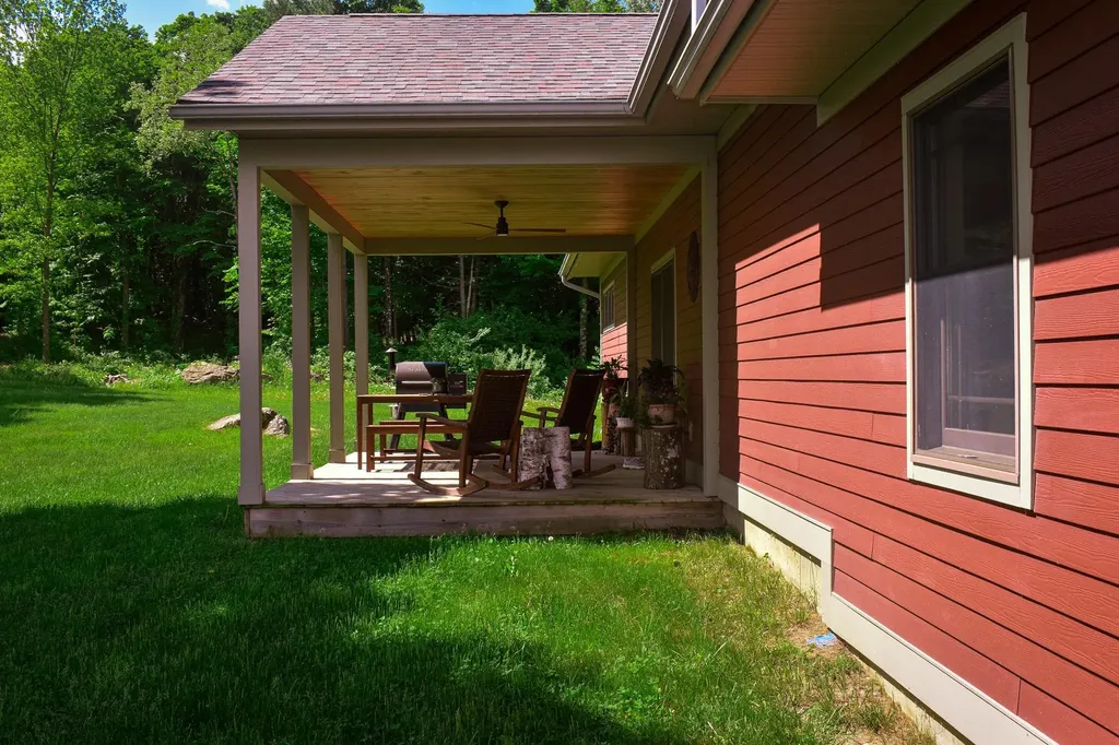 26 Cold Spring Road Milton VT 05468
