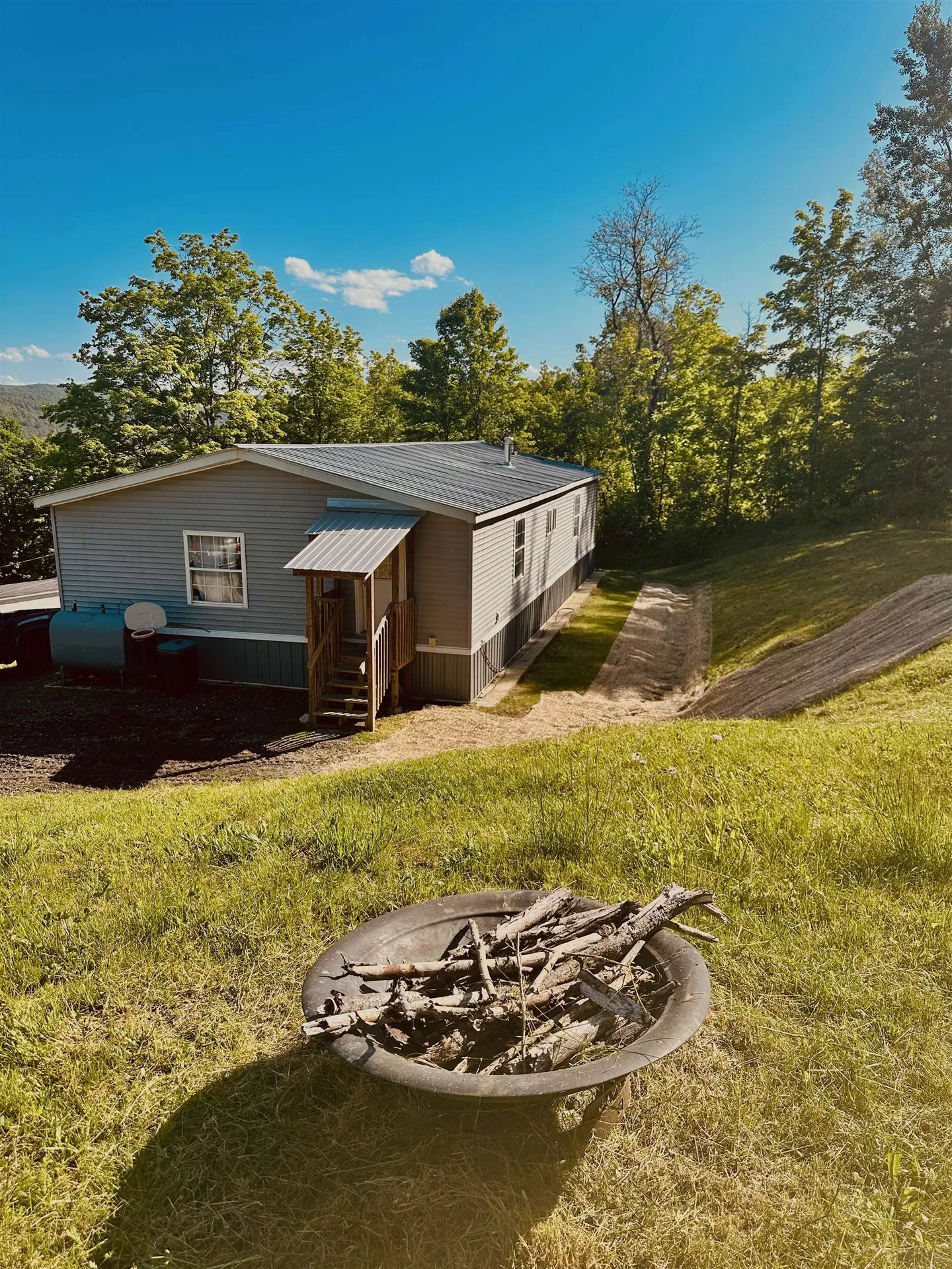 73 High Street Williamstown VT 05679