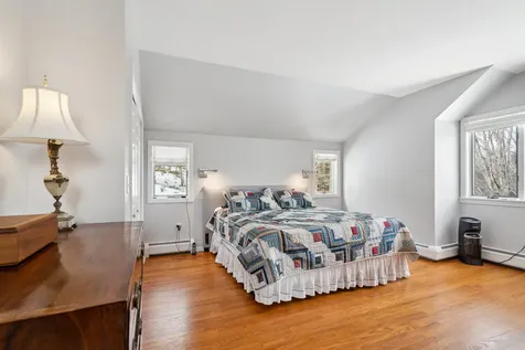 76 Grove Hill Road Woodstock VT 05091