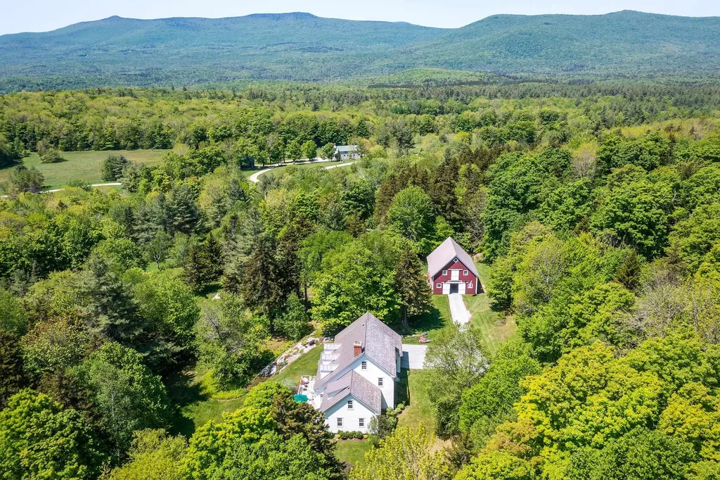 72 Jaquith Road Landgrove VT 05148