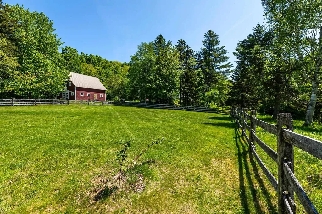 72 Jaquith Road Landgrove VT 05148