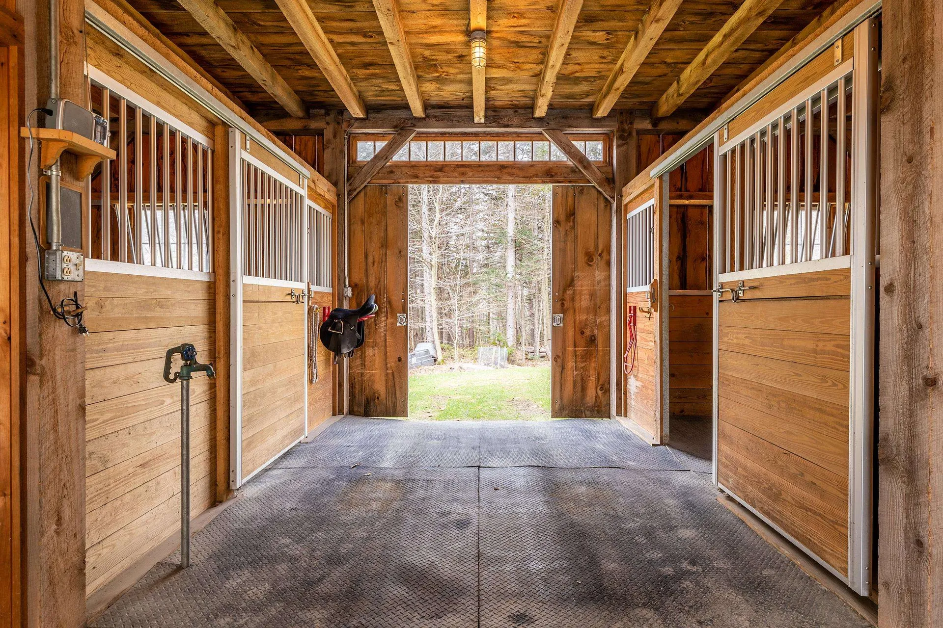 72 Jaquith Road Landgrove VT 05148