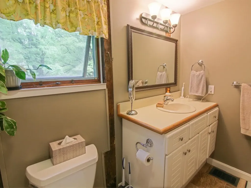 200 Brigham Hill Road Essex VT 05452