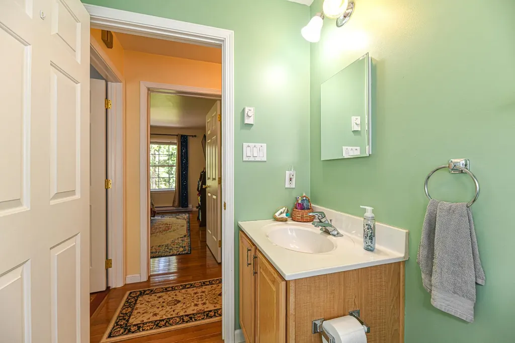 92 Gold Coast Drive Wakefield NH 03830