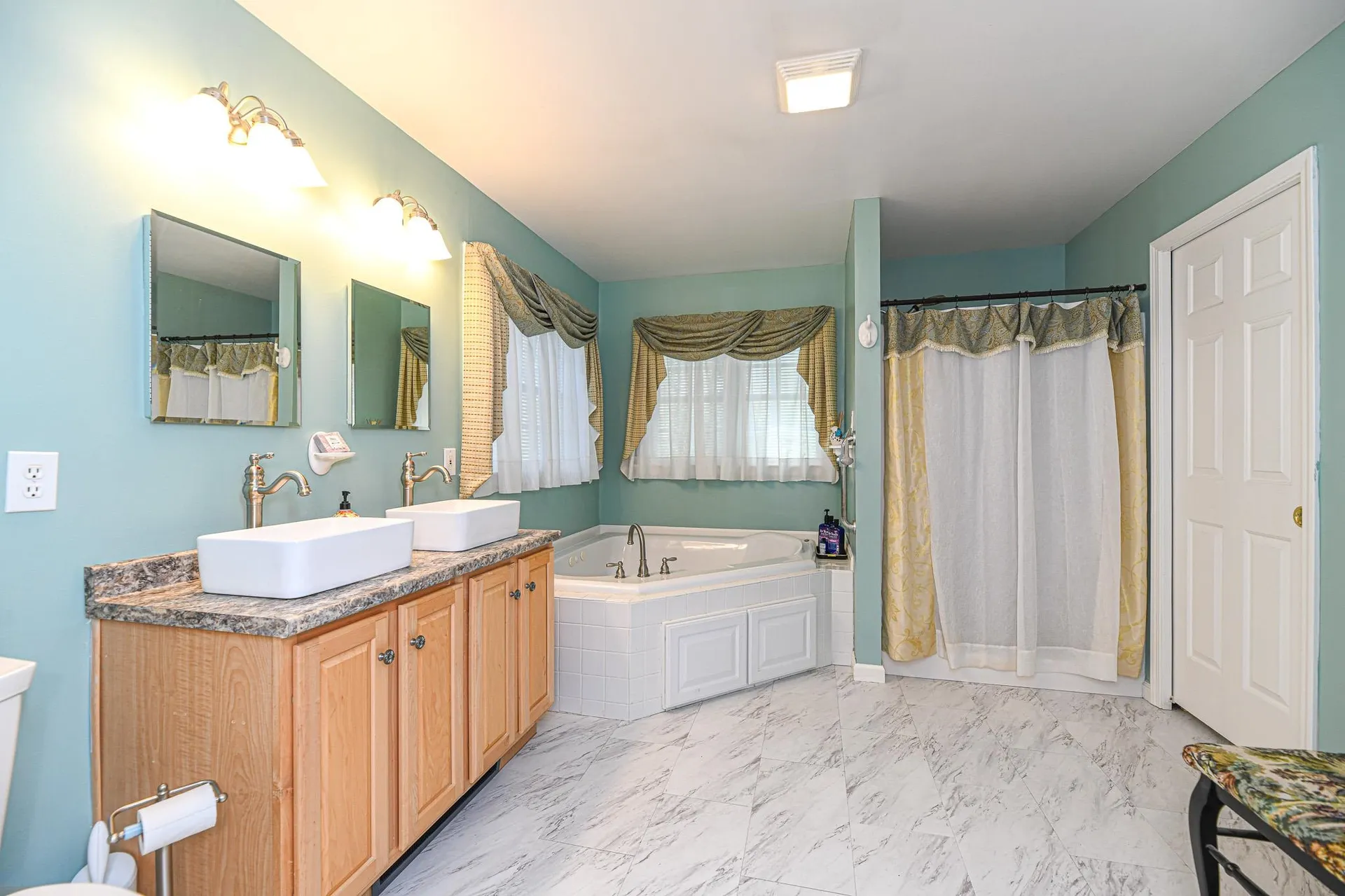 92 Gold Coast Drive Wakefield NH 03830