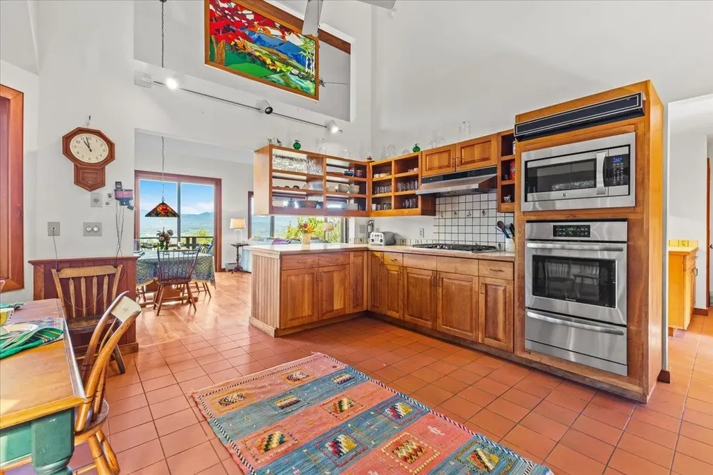 631 Taber Ridge Road Stowe VT 05672