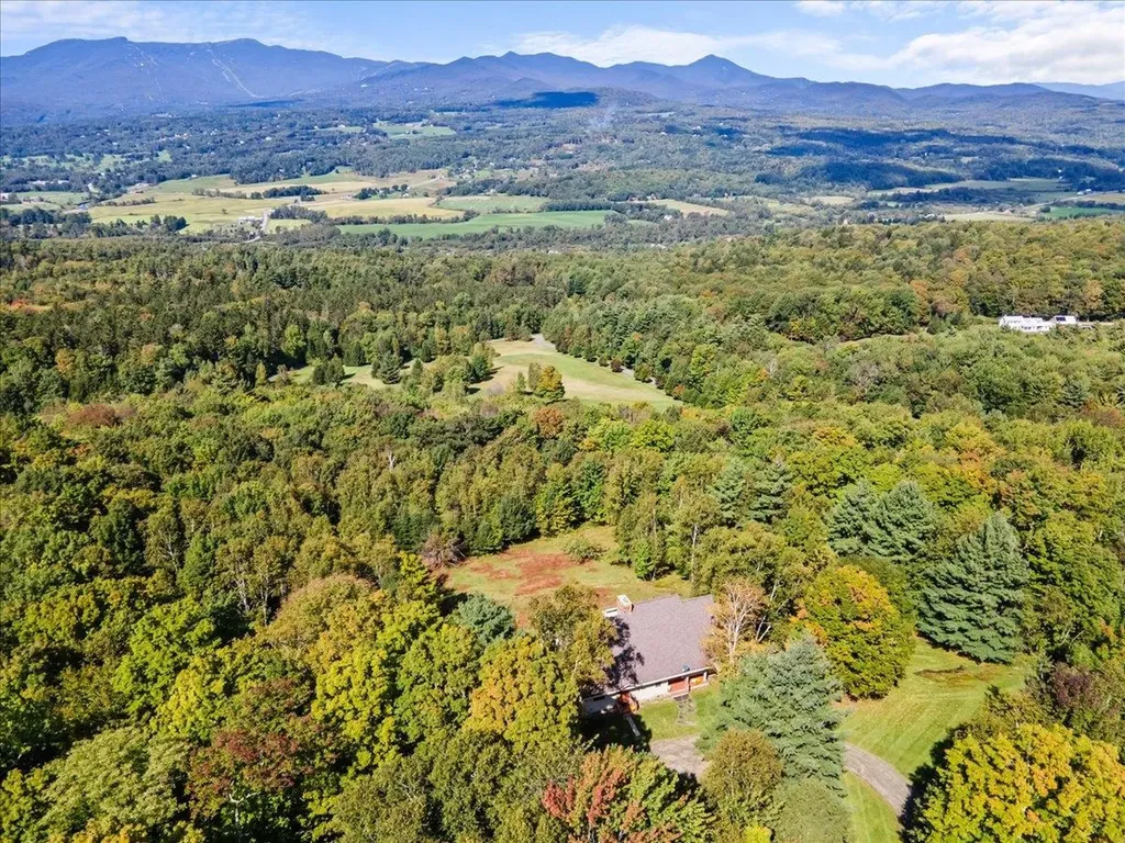 631 Taber Ridge Road Stowe VT 05672