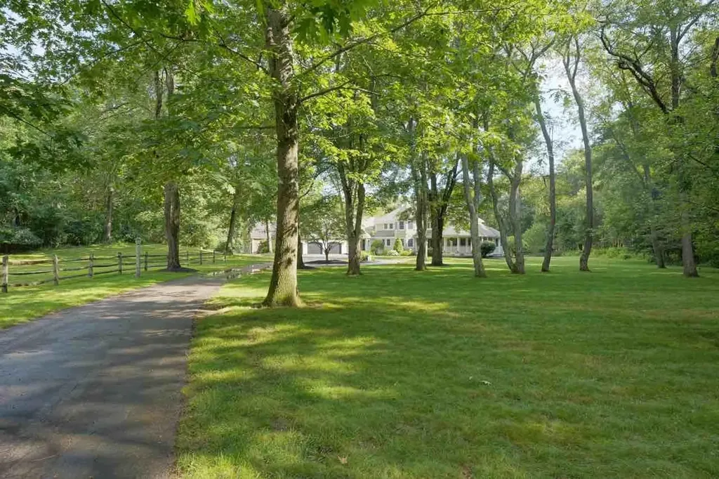 606 Greenland Road Portsmouth NH 03801