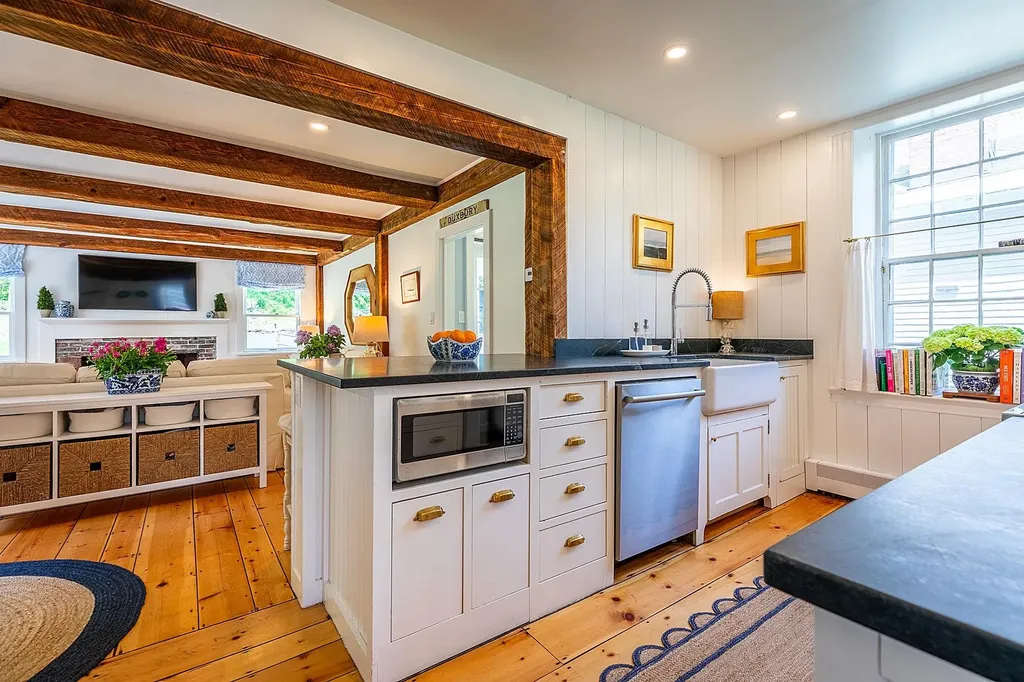 4980 South Road Woodstock VT 05071