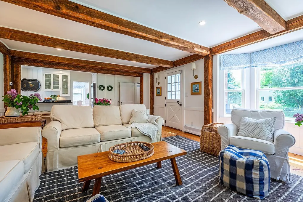 4980 South Road Woodstock VT 05071