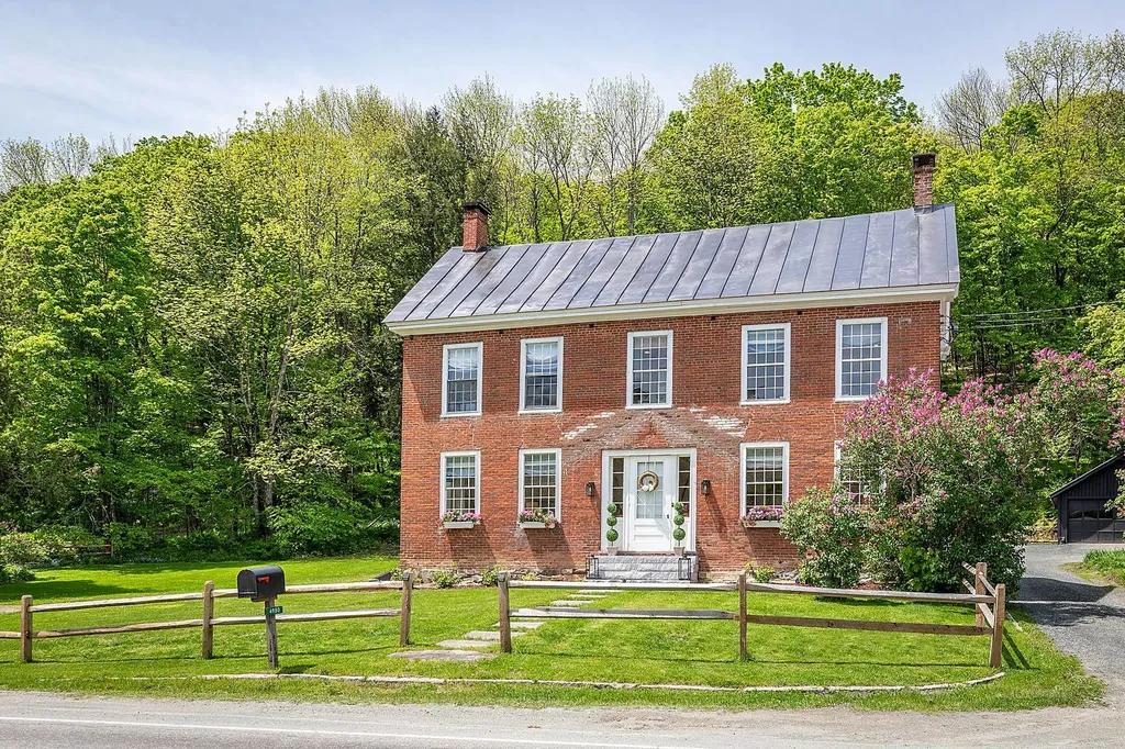 4980 South Road Woodstock VT 05071