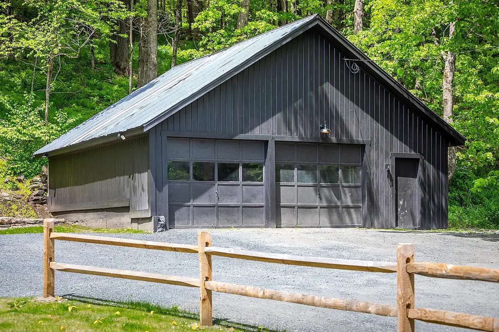 4980 South Road Woodstock VT 05071