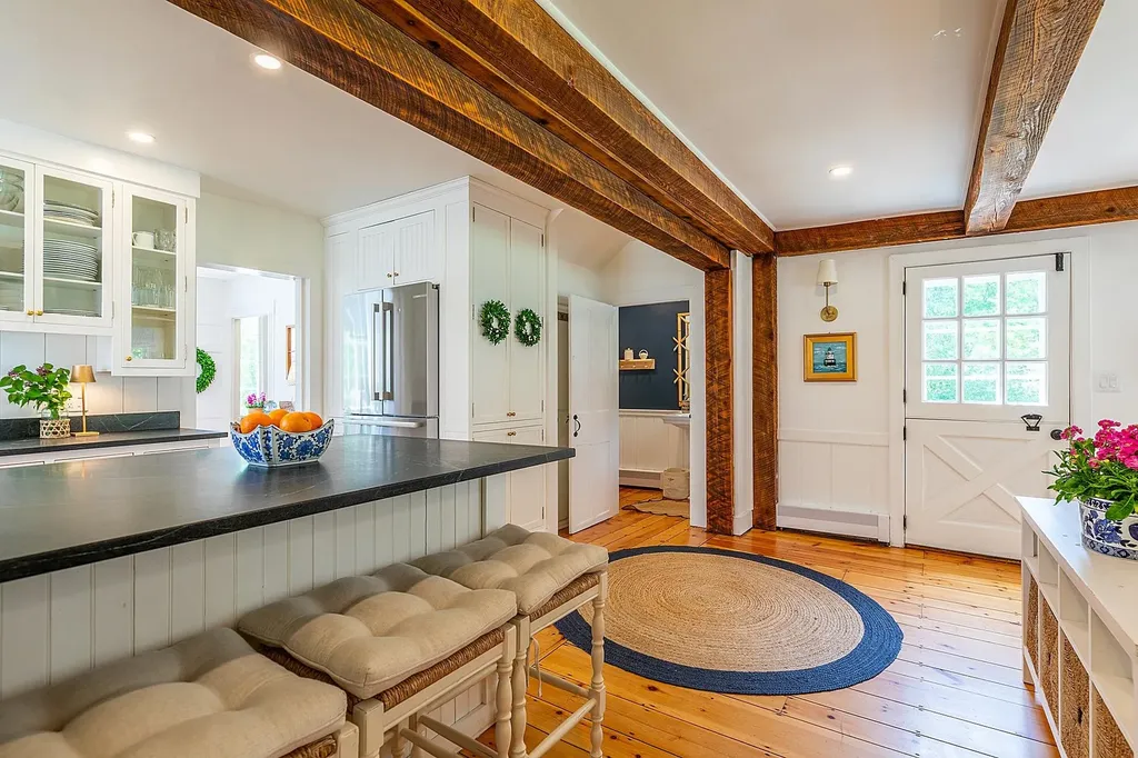 4980 South Road Woodstock VT 05071