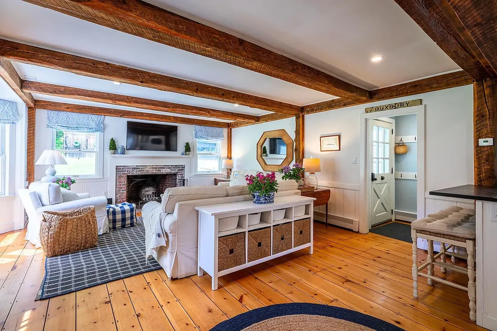 4980 South Road Woodstock VT 05071