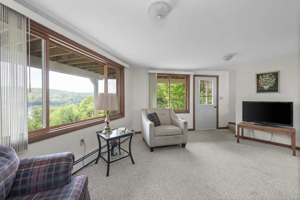 154 Fox Run Bristol NH 03222
