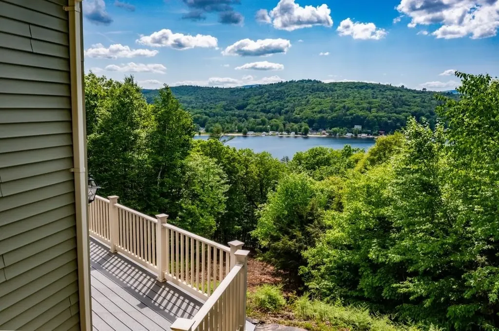 154 Fox Run Bristol NH 03222
