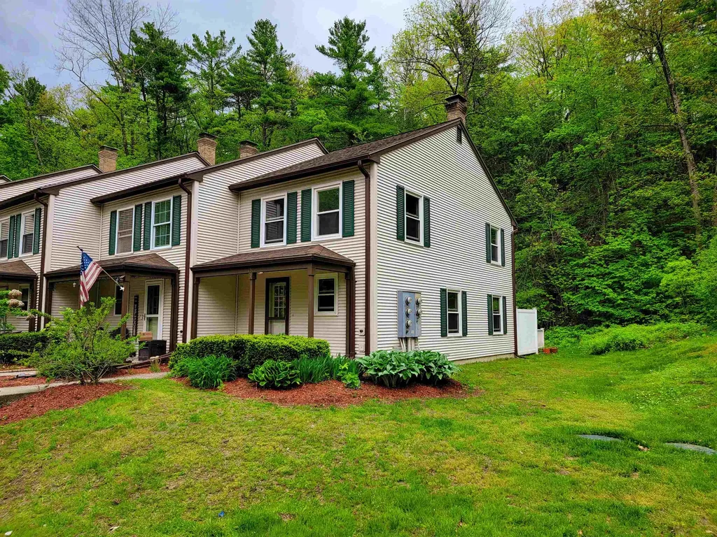 156 Whispering Pines Colchester VT 05446