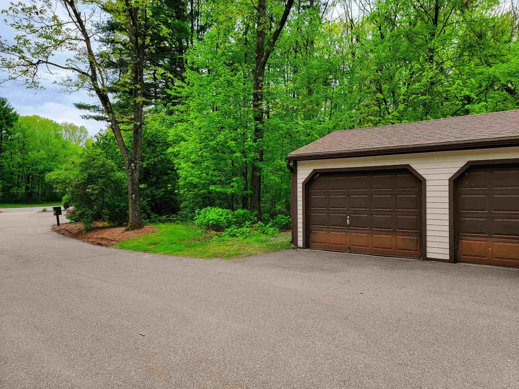 156 Whispering Pines Colchester VT 05446