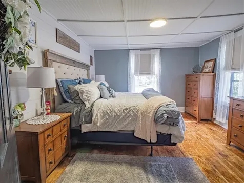 287 East Main Street Poultney VT 05764