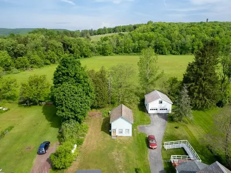 287 East Main Street Poultney VT 05764