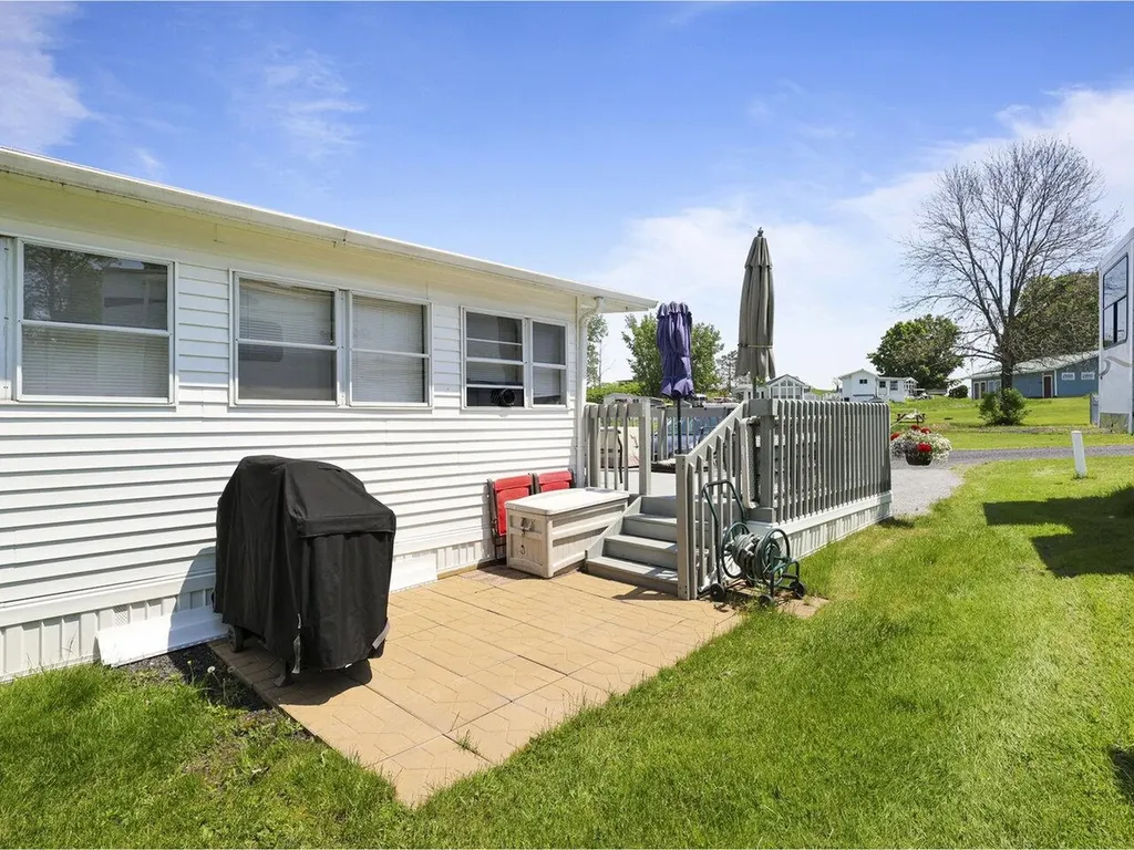 5 Driftwood Lane South Hero VT 05486