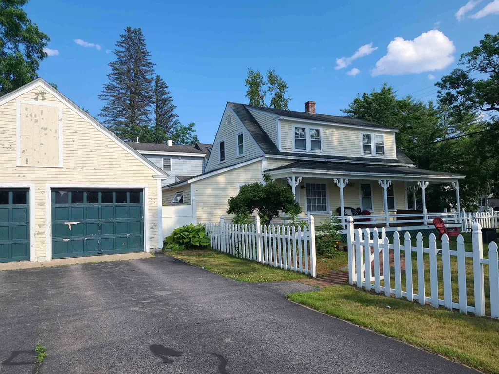 30 Pleasant Street Meredith NH 03253