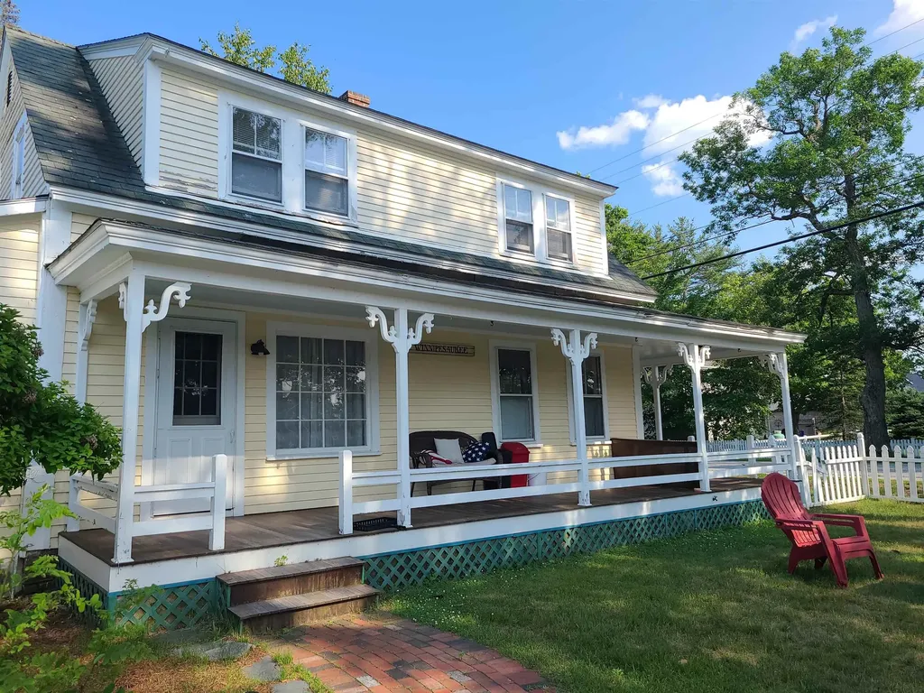 30 Pleasant Street Meredith NH 03253