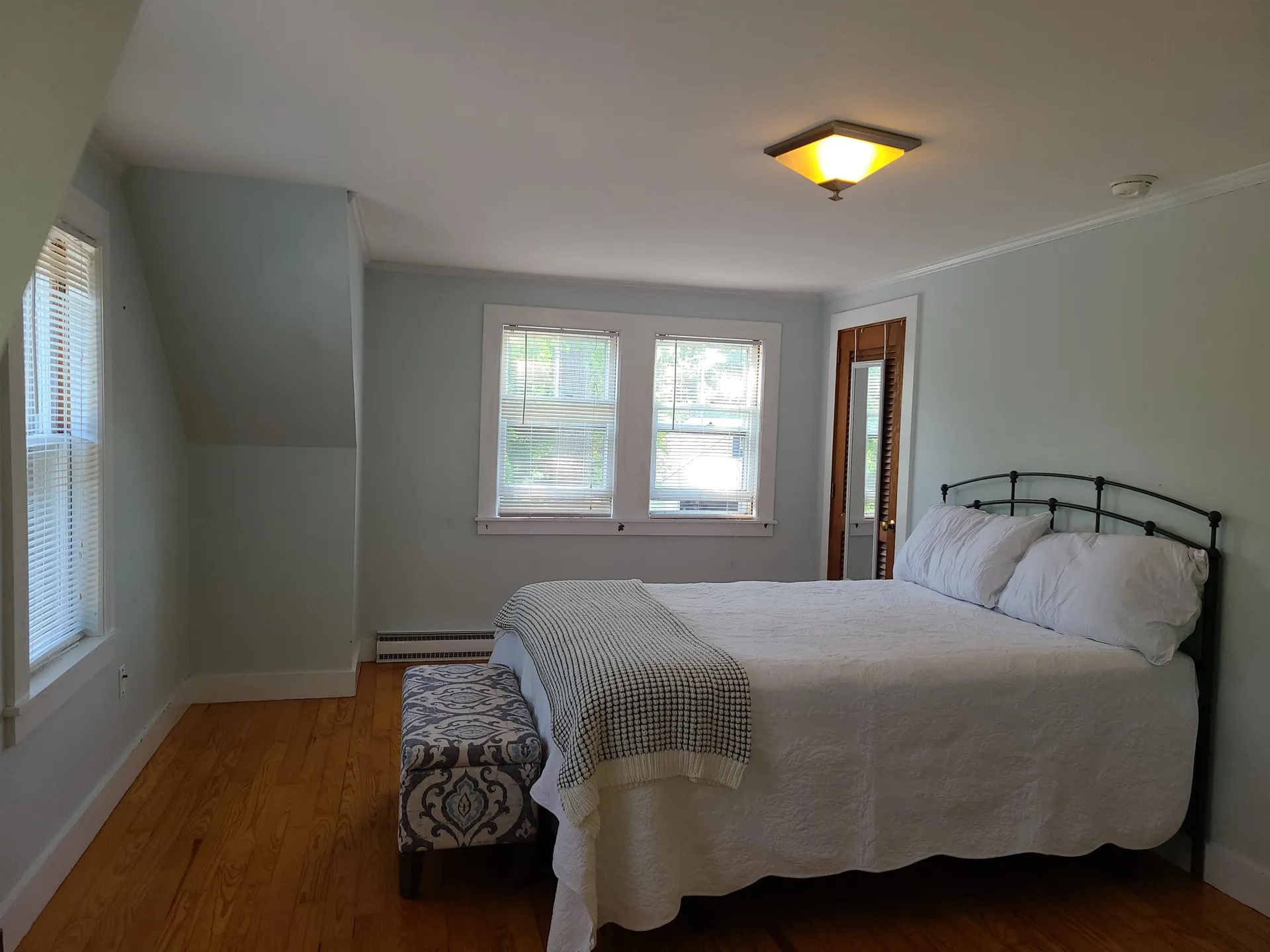30 Pleasant Street Meredith NH 03253