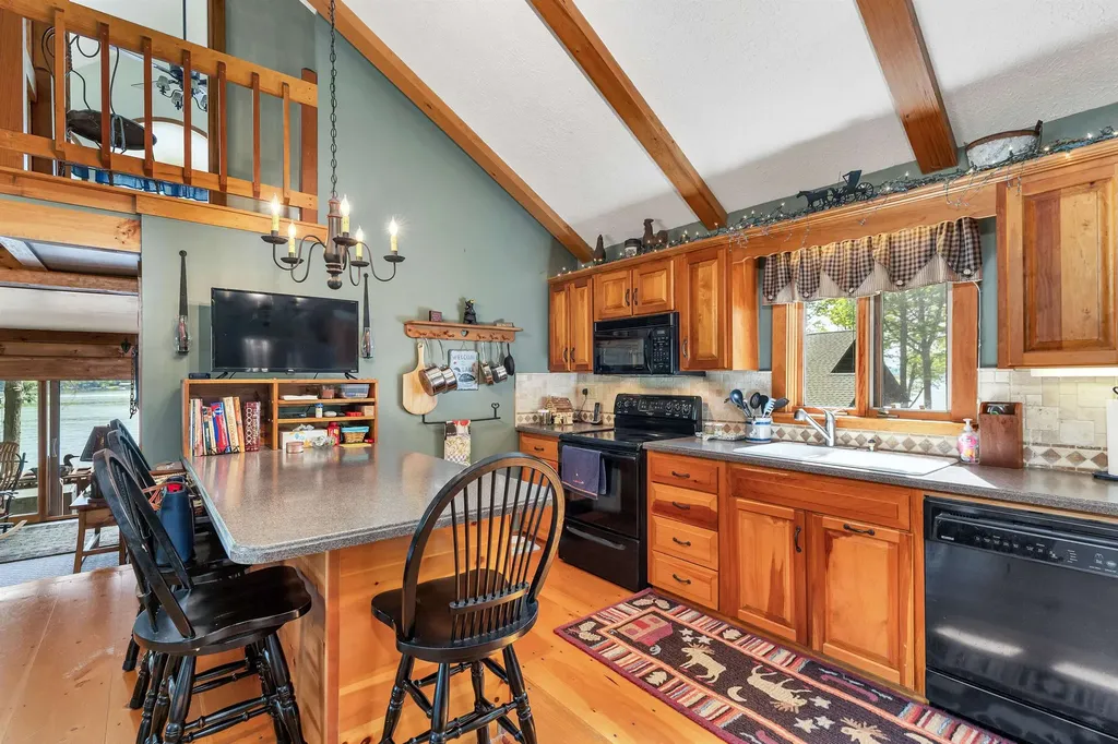 316 Sleeper Island Alton NH 03810