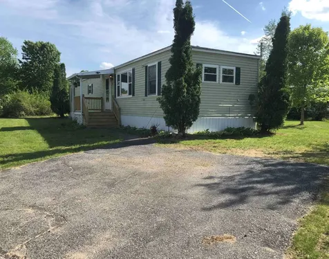 12 Skyline Drive Rochester NH 03867