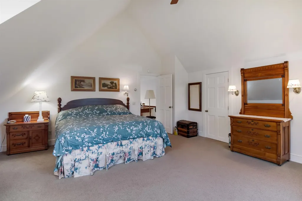 141 Old Farm Lane Warren VT 05674