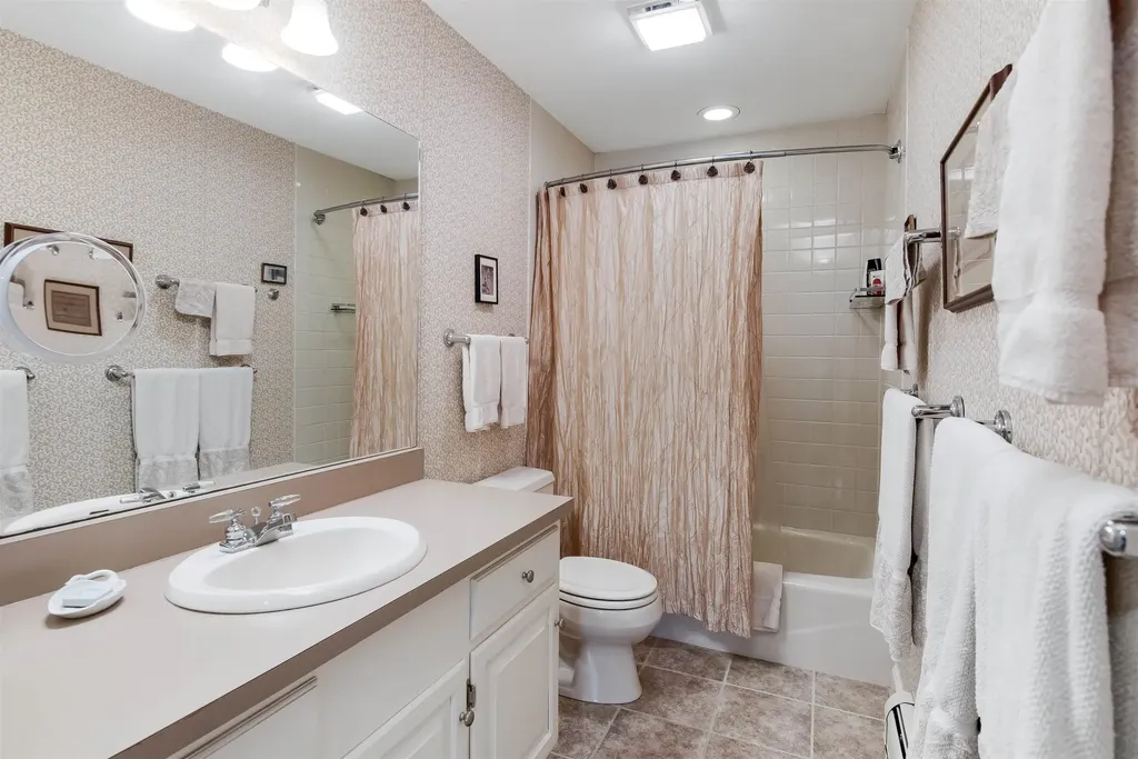 141 Old Farm Lane Warren VT 05674