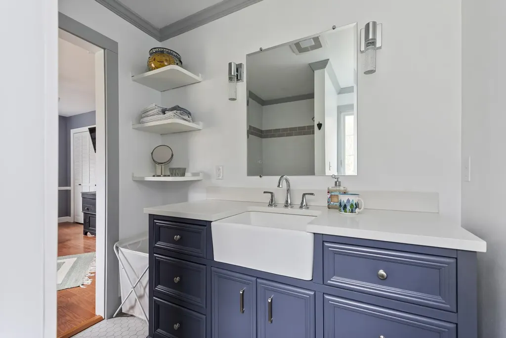 164 Ledge Hill Road Tuftonboro NH 03816