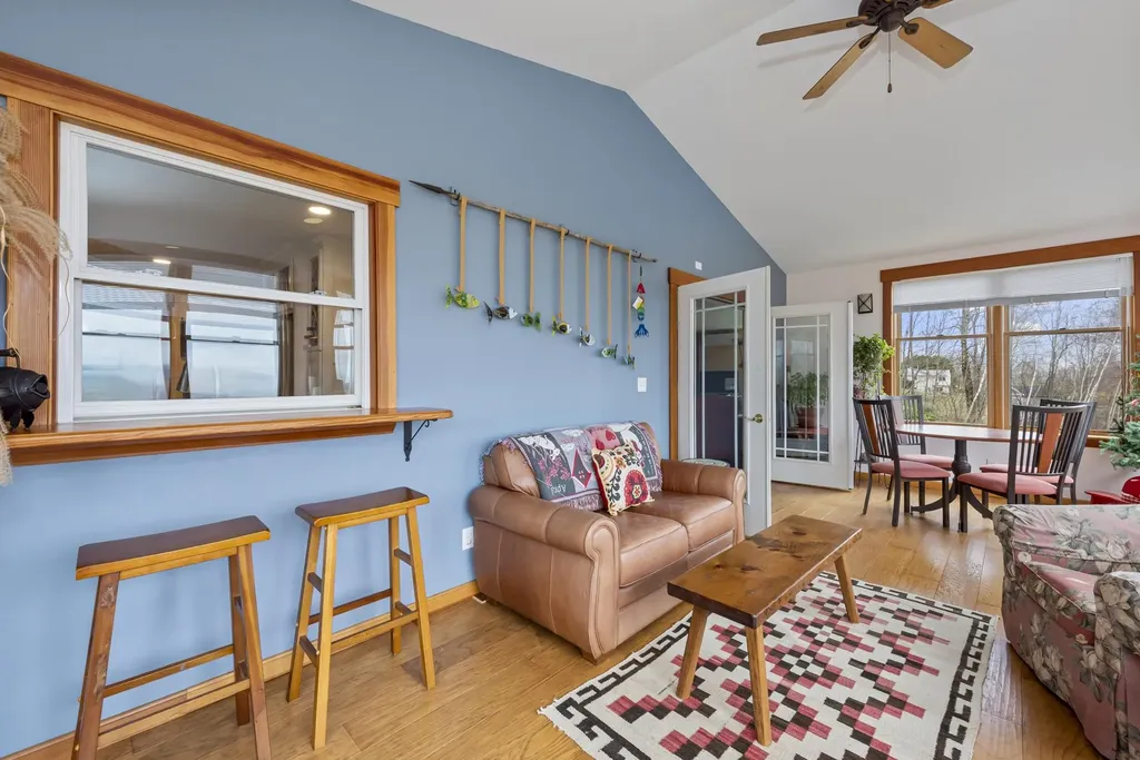 164 Ledge Hill Road Tuftonboro NH 03816