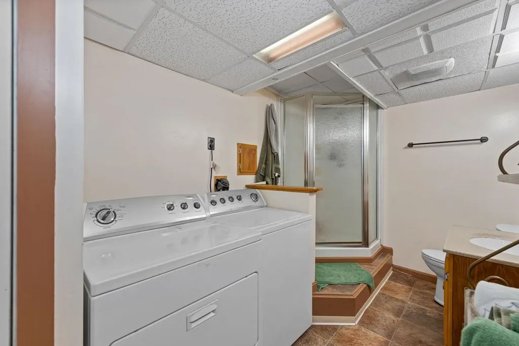 164 Ledge Hill Road Tuftonboro NH 03816