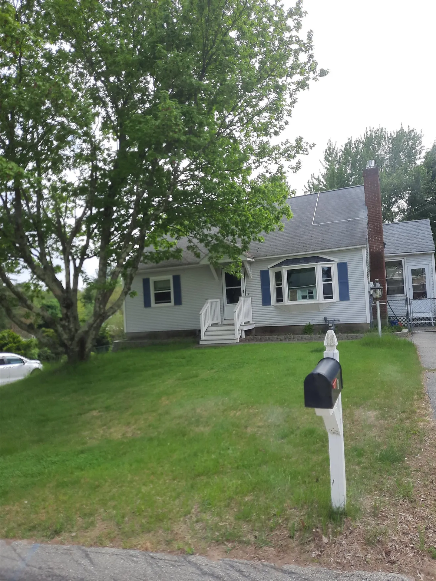 5 Lorraine Street Hudson NH 03051