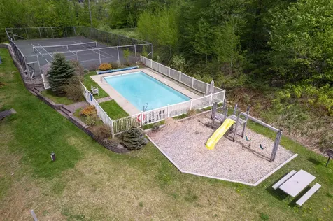907 East Mountain Road Killington VT 05751