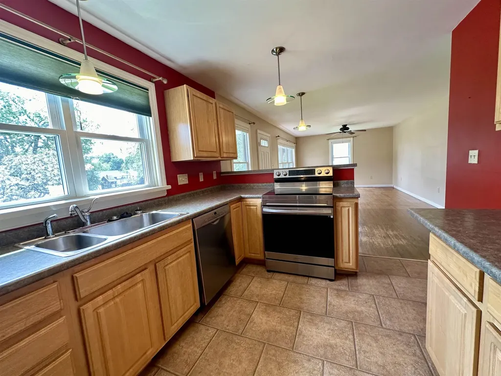 5 Beverly Court St. Albans City VT 05478