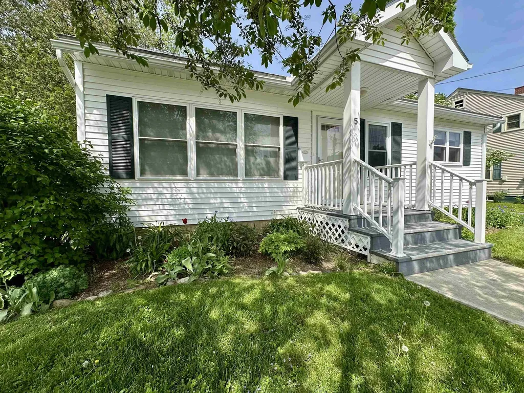 5 Beverly Court St. Albans City VT 05478