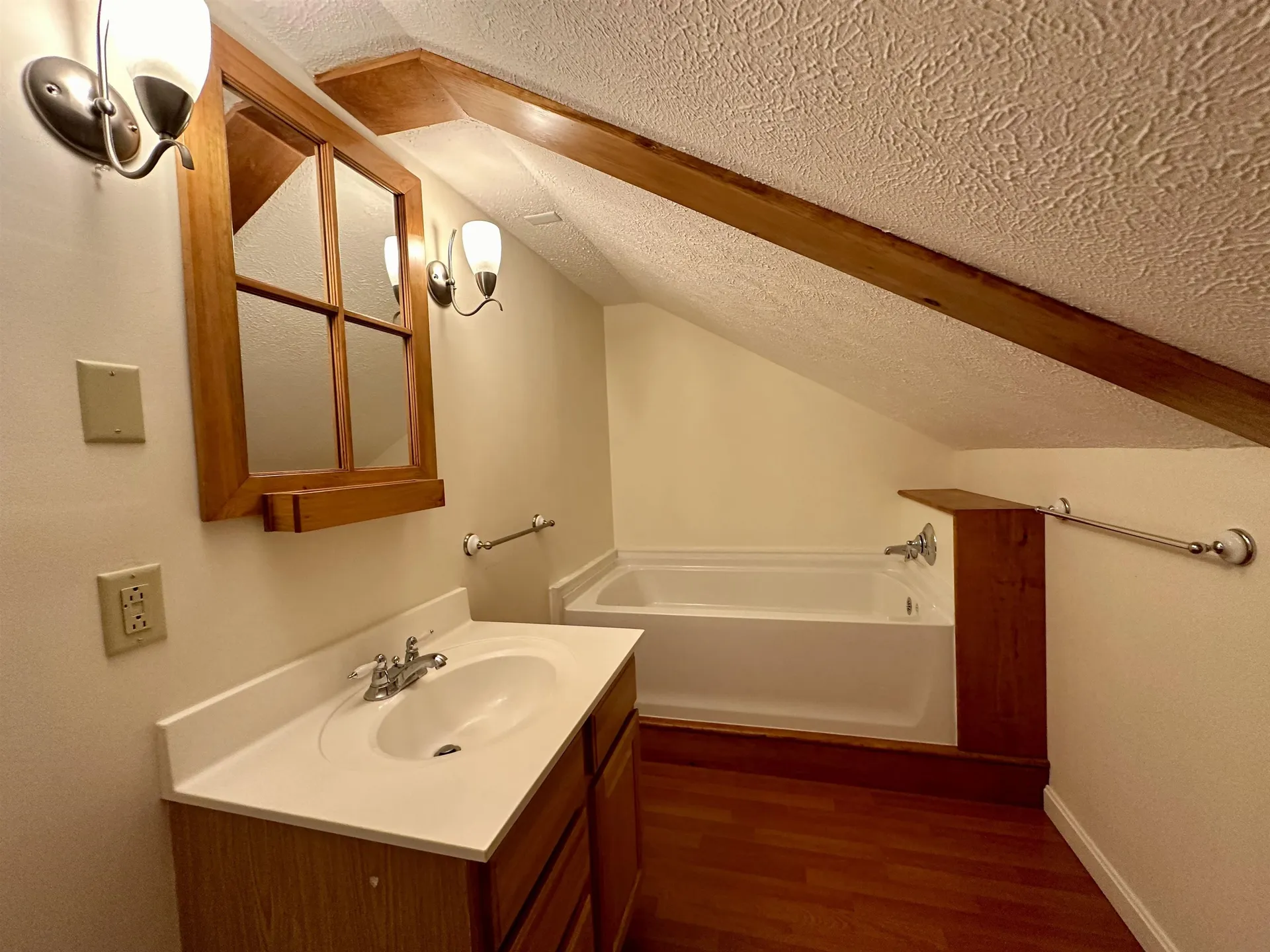 5 Beverly Court St. Albans City VT 05478