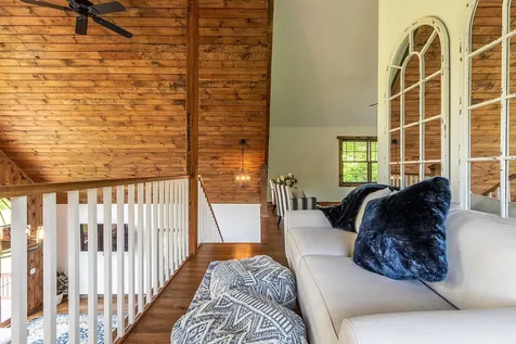 276 Old Stage Road Chester VT 05143