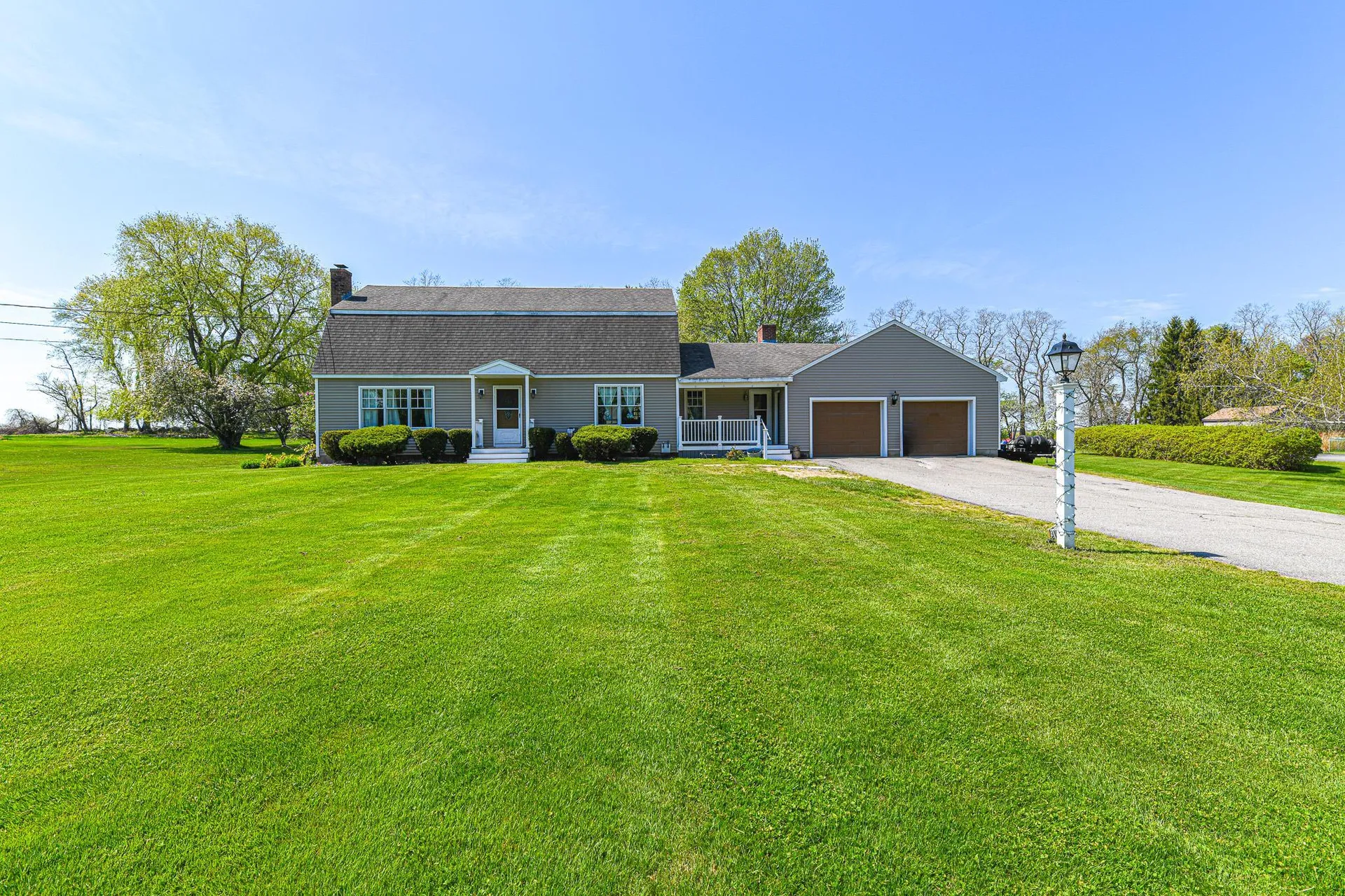 11 Raeder Drive Stratham NH 03885