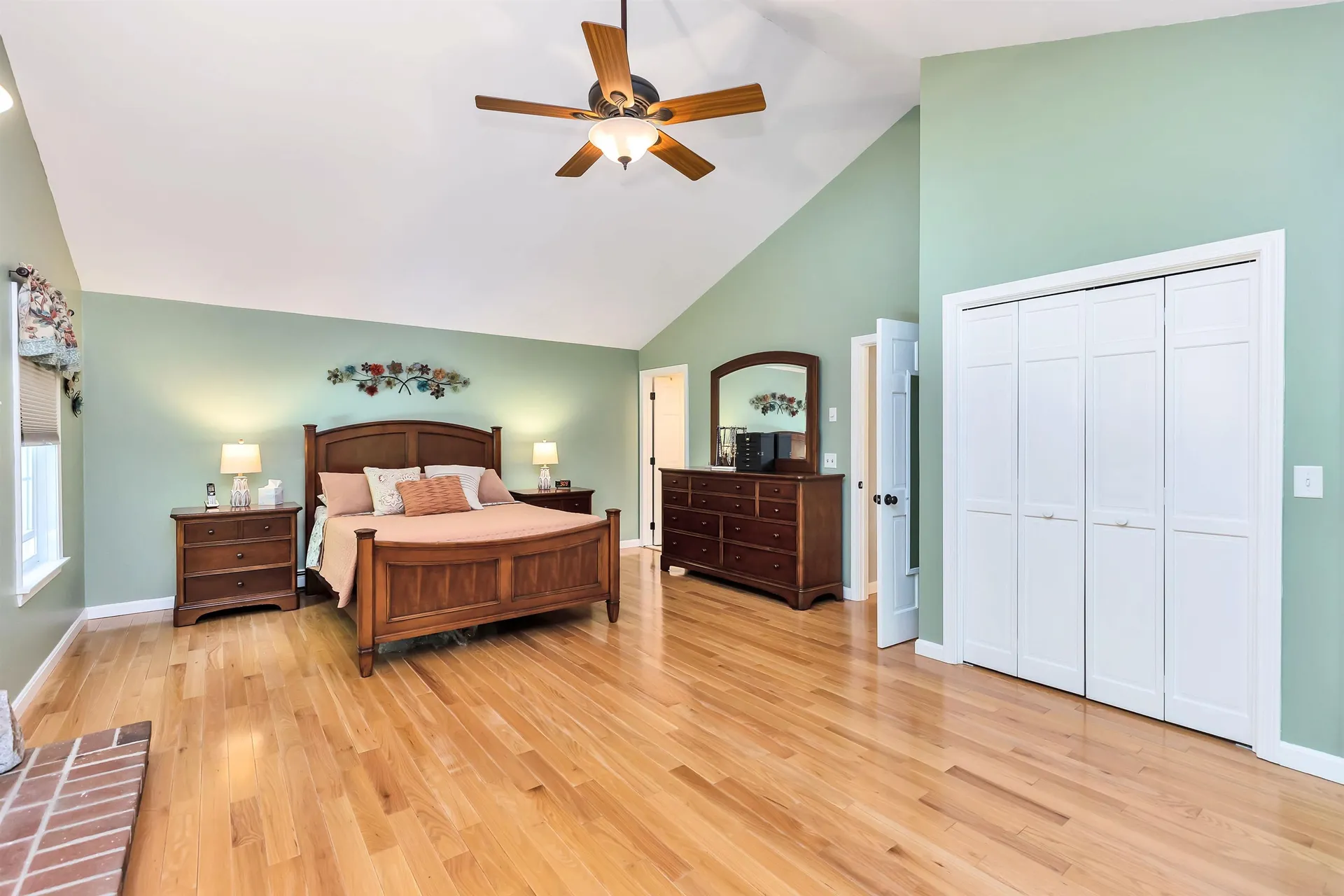3 Colleny Drive Bedford NH 03110