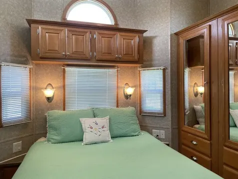 16 Eagle Lane South Hero VT 05486